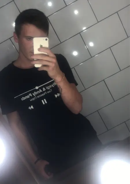 Саша из Трехгорного, ищу на сайте приятное времяпровождение