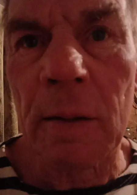 Я Александр, 66, из Абакана, ищу знакомства без обязательств