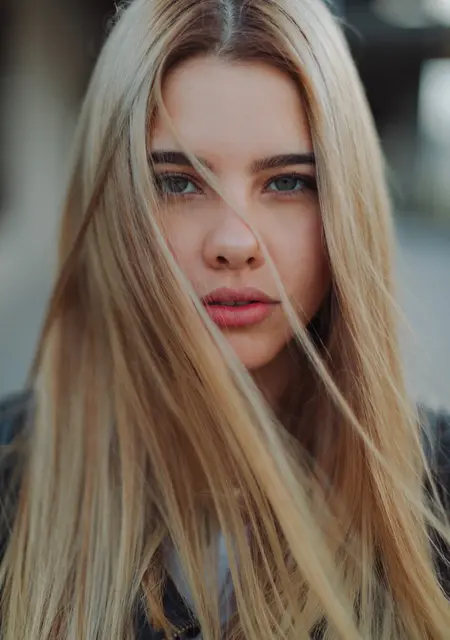 Я Маша, 24 років з Коростеня, шукаю знайомство для постійних стосунків