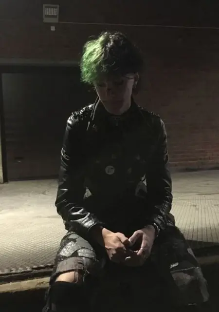 Я Loki, 18, из Стокгольма, ищу знакомство