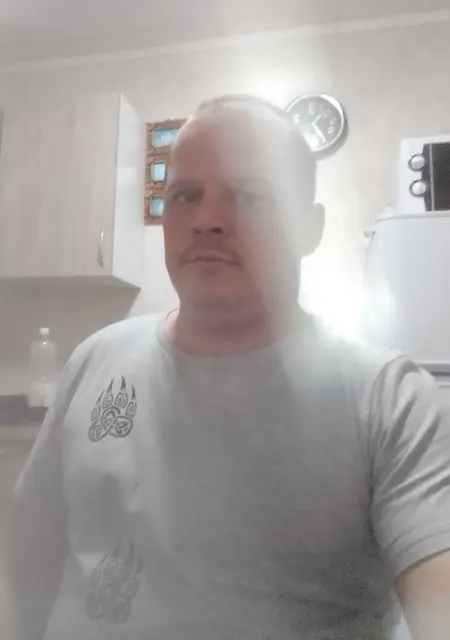 Я Иван, 39, знакомлюсь без обязательств в Слюдянке