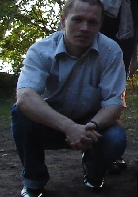 Я Александр, 46, из Набережных Челнов, ищу знакомство для постоянных отношений