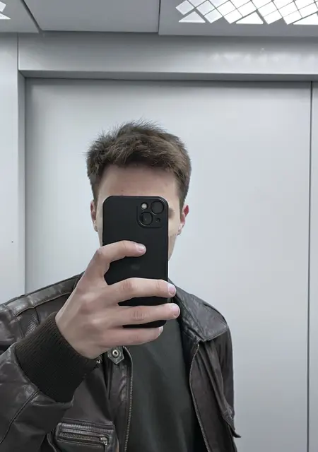Я Кирилл, 19, из Пензы, ищу знакомство для общения