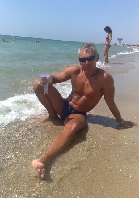 Я Pozitiv, 53, из Воронежа, ищу знакомства без обязательств