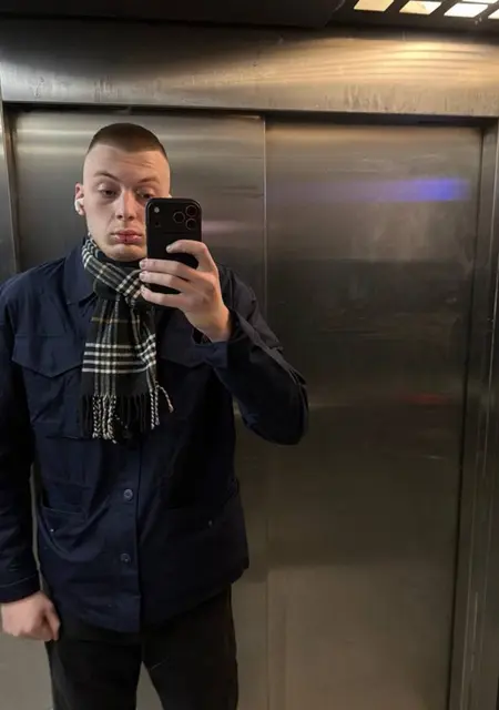 Я Denis, 23, знакомлюсь для постоянных отношений в Звенигороде