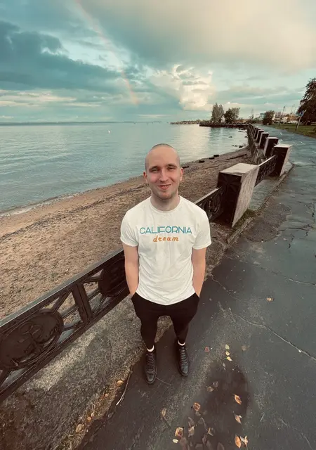 Данил из Мурманска, мне 27, познакомлюсь для вирта