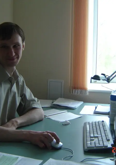 Антон из Сыктывкара, ищу на сайте знакомства на одну ночь