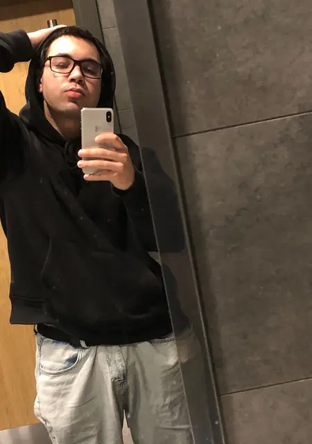 Я Дейман, 22, из Нефтеюганска, ищу знакомство для постоянных отношений