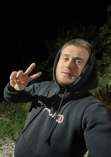 Я Вадим, 35, из Геленджика, ищу знакомство для совместных путешествий