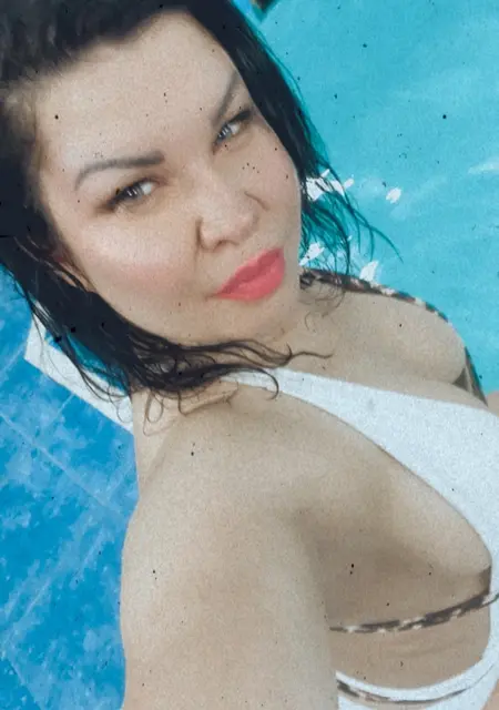 Я Олеся, 39, из Санкт-Петербурга, ищу знакомство для приятного времяпровождения