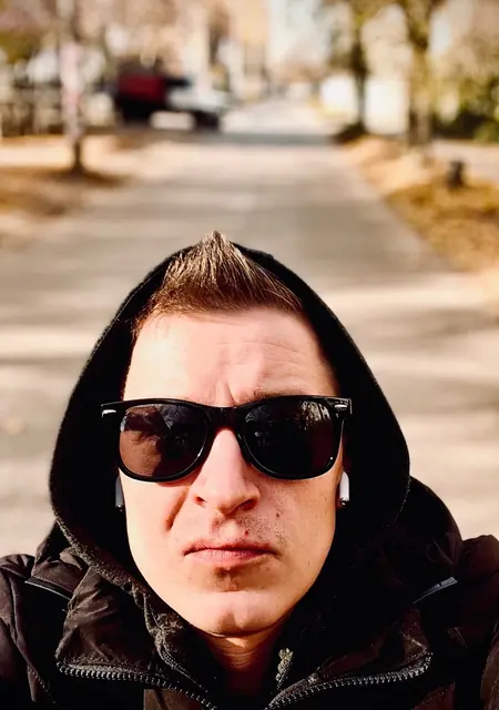 Я Максим, 34, из Ярославля, ищу знакомство для приятного времяпровождения