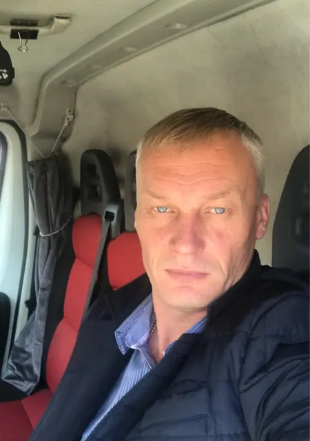 Я Александр, 44, из Екатеринбурга, ищу знакомство для дружбы