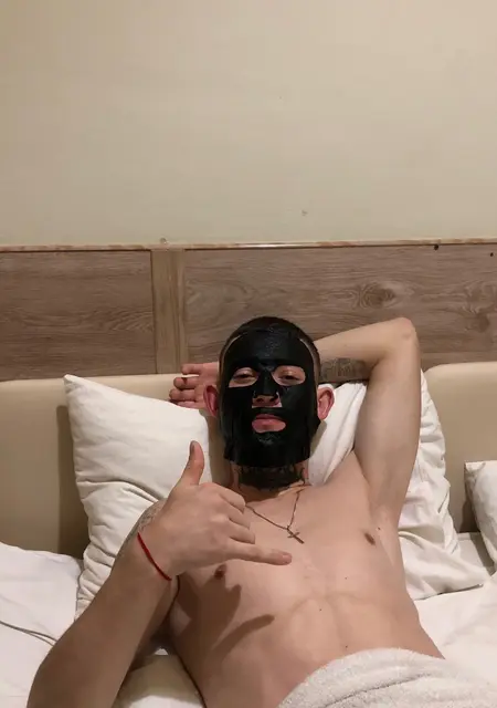 Я Алексей, 27, знакомлюсь для открытые отношения в Оренбурге