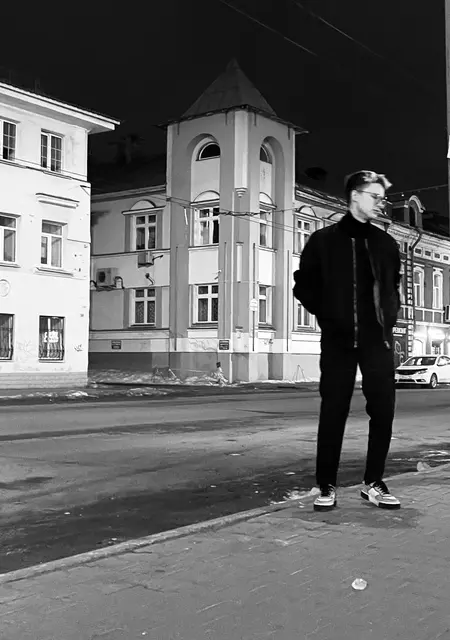 Я Рома, 25, знакомлюсь на одну ночь в Рыбинске