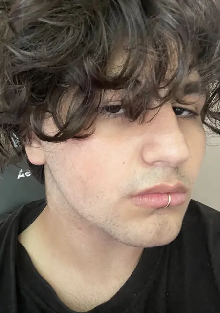 Я Сергей, 20, из Краснодара, ищу знакомства без обязательств