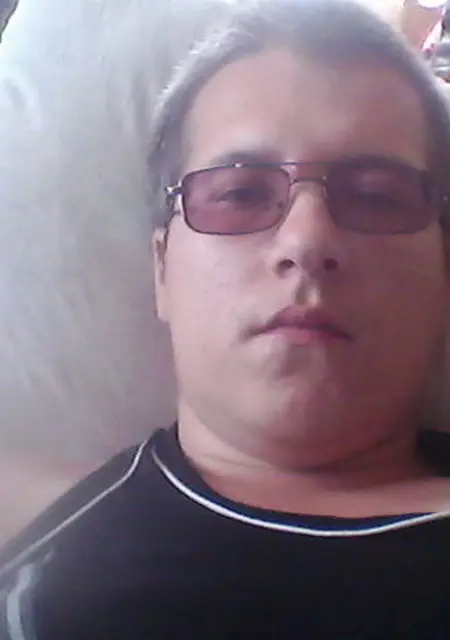 Я Сергей, 38, знакомлюсь без обязательств в Рославле