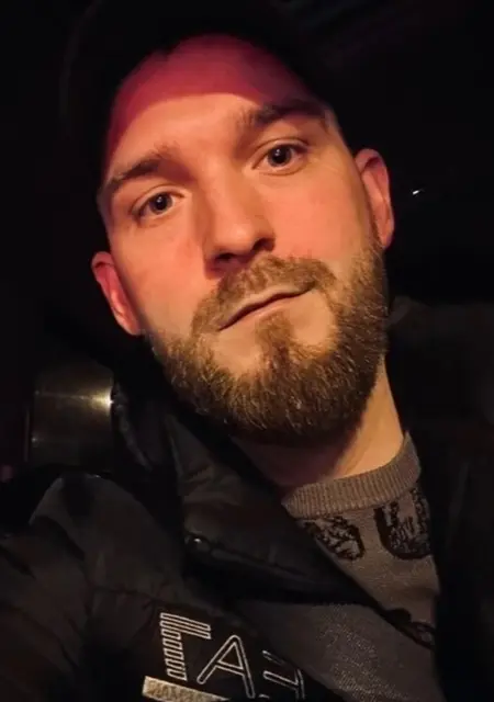 Миша из Твери, мне 30, познакомлюсь на одну ночь