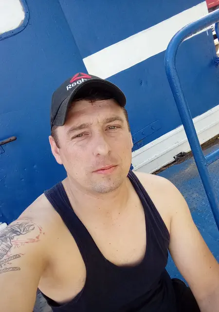 Юрий из Нижневартовска, ищу на сайте приятное времяпровождение