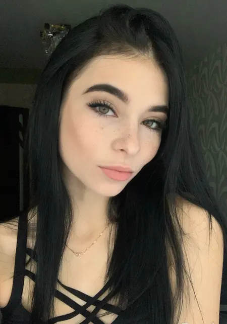 Анастасия из Орла, ищу на сайте дружбу