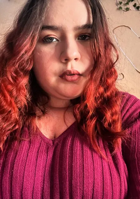 Я Ангелина, 19, из Саратова, ищу знакомства без обязательств