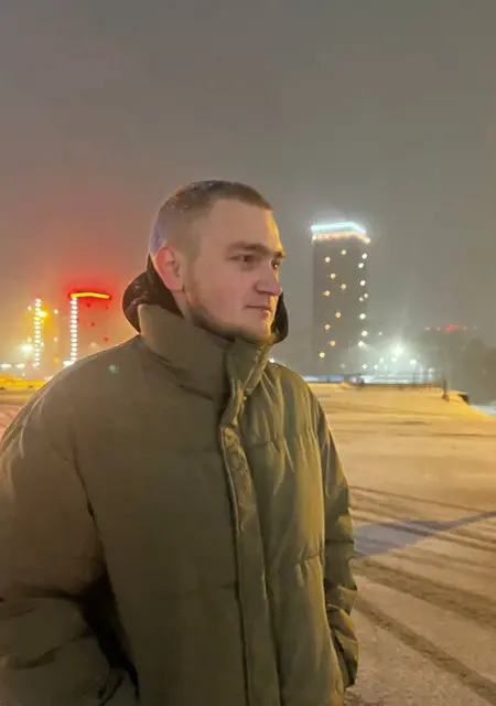 Никита из Ижевска, ищу на сайте знакомства на одну ночь