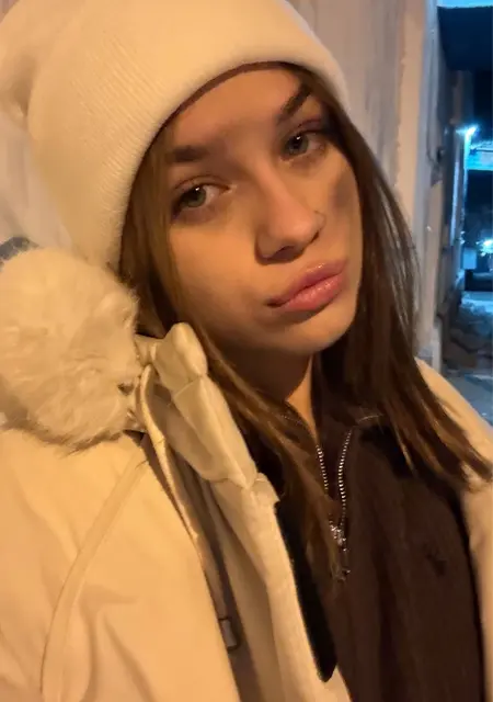 Я Аня, 22, из Краснодара, ищу знакомство для дружбы