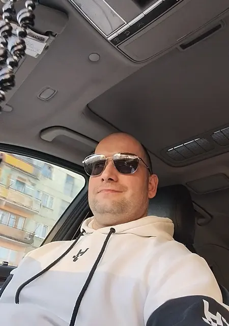 Я Aleksandr, 40, из Екатеринбурга, ищу знакомство для совместных путешествий