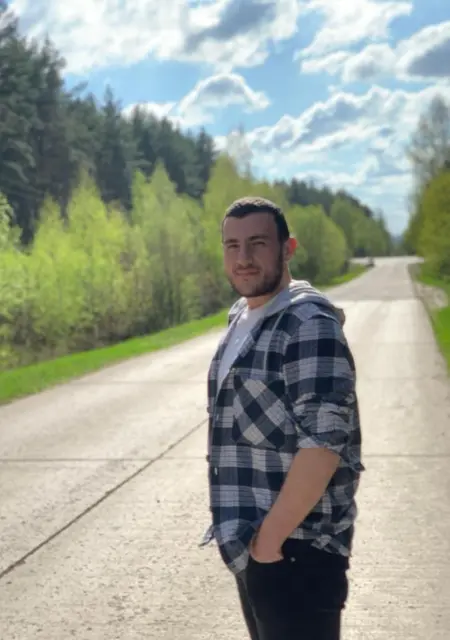 Лиес из Тамбова, мне 29, познакомлюсь на одну ночь