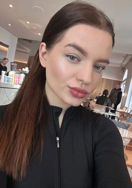 Я Анна, 25, из Краснодара, ищу знакомство для вирта