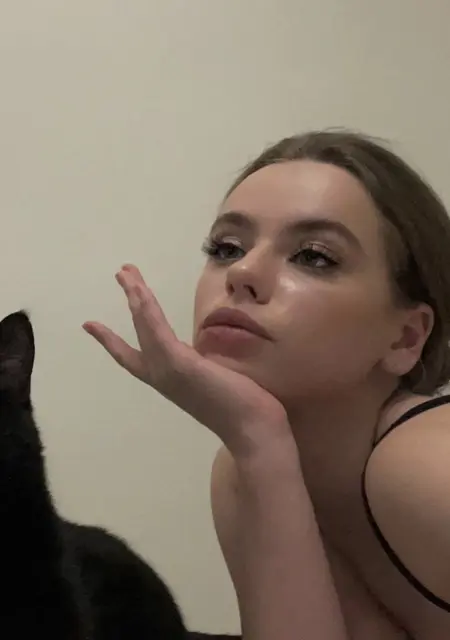 Лена из Краснодара, ищу на сайте постоянные отношения