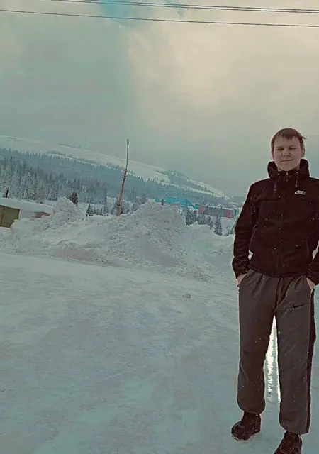 Сашка из Москвы, мне 20, познакомлюсь для открытые отношения