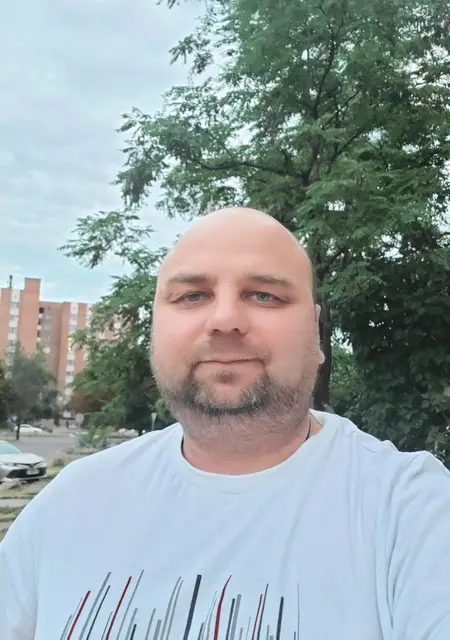 Стас из Варшавы, мне 41, познакомлюсь на одну ночь