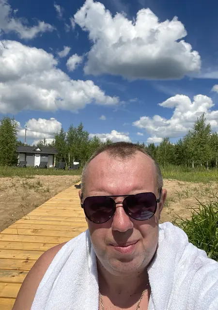 Я Игорь, 55, из Смоленска, ищу знакомства без обязательств