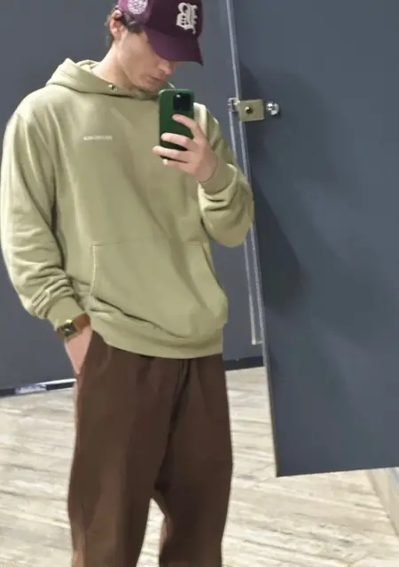 Я Ibragim, 21, знакомлюсь без обязательств в Хасавюрте