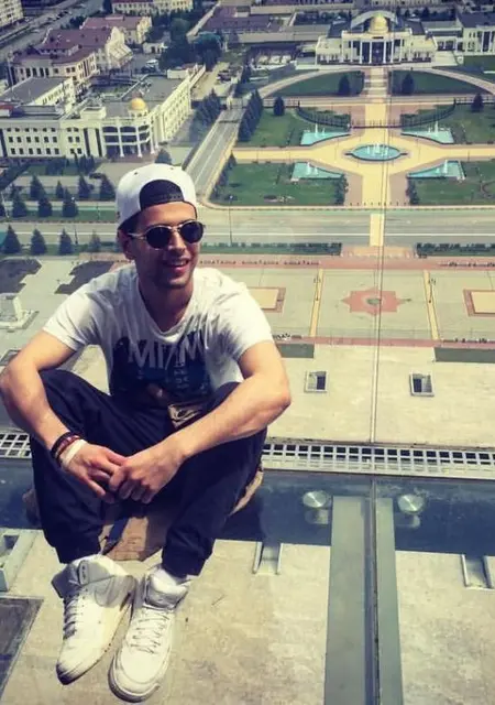 Я Дима, 47, из Тольятти, ищу знакомства без обязательств