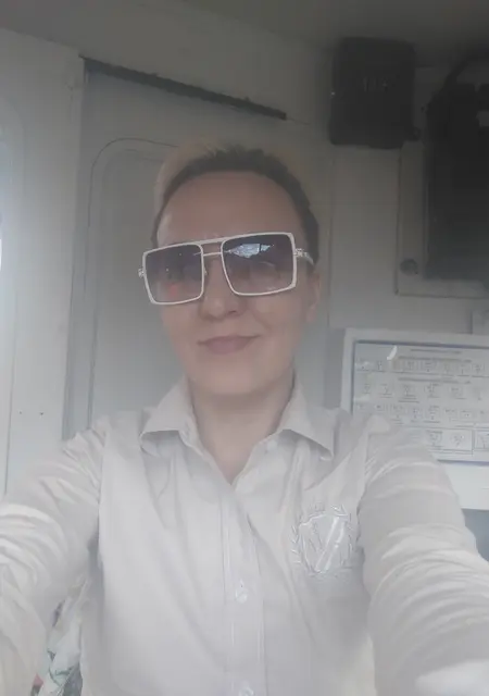 Я Люция, 39, знакомлюсь без обязательств в Самаре