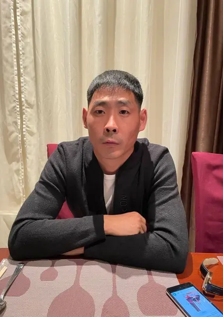 Я Александр, 42, из Южно-Сахалинска, ищу знакомство для дружбы