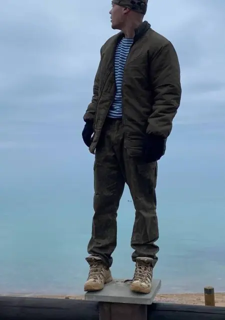 Я Олег, 21, знакомлюсь на одну ночь в Невеле