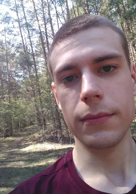 Александр из Екатеринбурга, мне 25, познакомлюсь для постоянных отношений