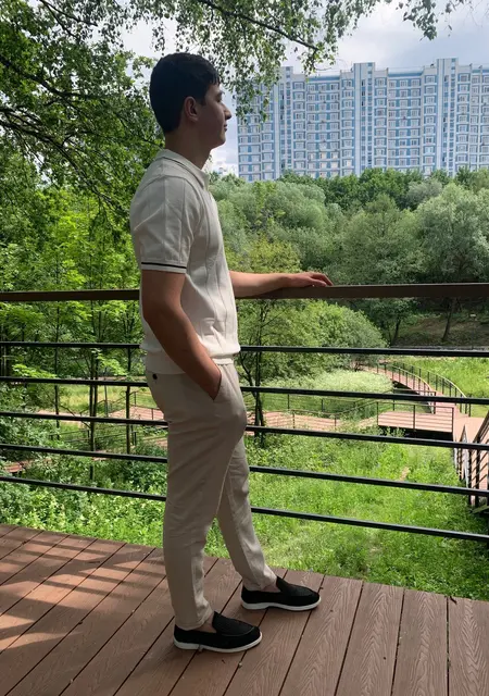 Я Shamshod, 19, знакомлюсь на одну ночь в Москве