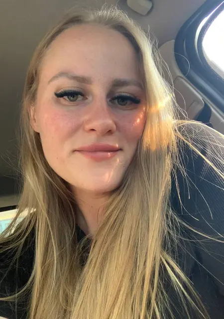 Алина из Тамбова, ищу на сайте приятное времяпровождение