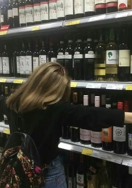 Я Ксения, 23, из Благовещенска, ищу знакомство для приятного времяпровождения