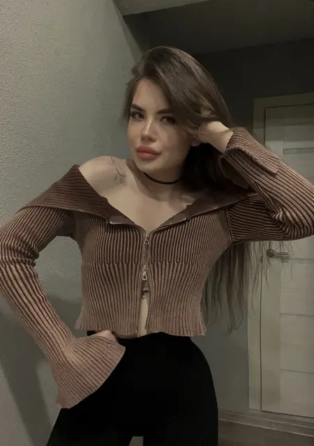 Я Улечка, 22, знакомлюсь для открытые отношения в Красноярске