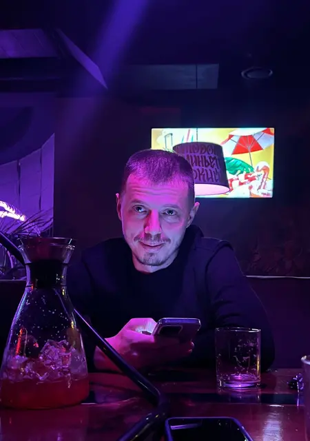 Святослав из Санкт-Петербурга, мне 33, познакомлюсь для вирта