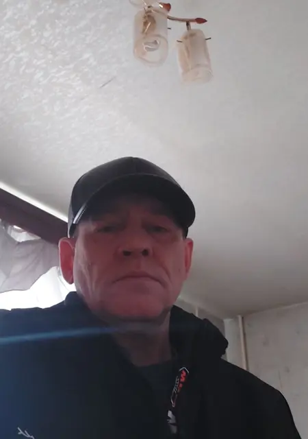 Я Александр, 45, из Надыма, ищу знакомство для общения