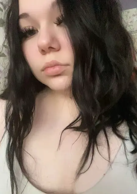 Я Мила, 18, знакомлюсь без обязательств в Екатеринбурге