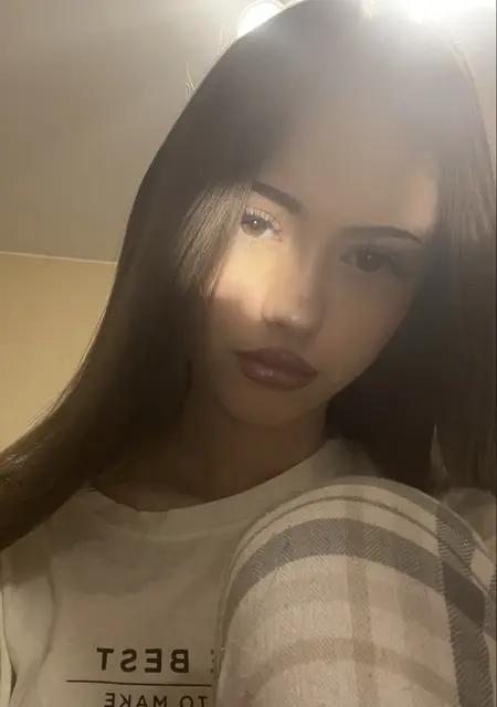 Я Ева, 19, знакомлюсь для общения в Санкт-Петербурге