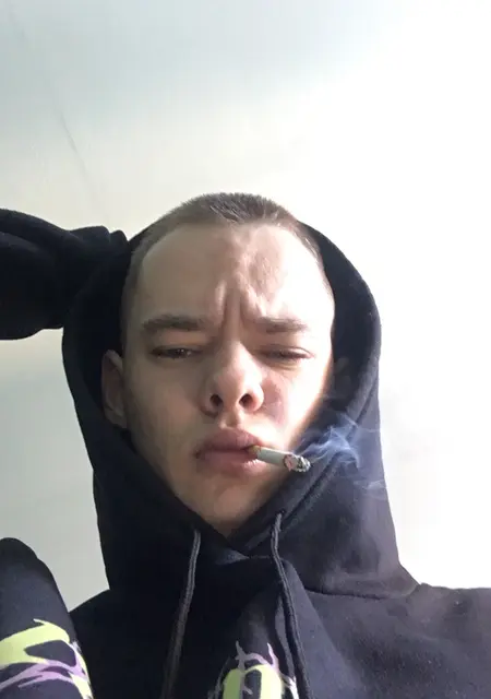Я Леонид, 23, из Красноярска, ищу знакомство для совместных путешествий