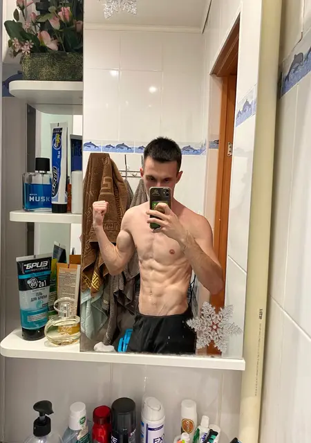 Я Евгений, 27, из Кургана, ищу знакомство для постоянных отношений