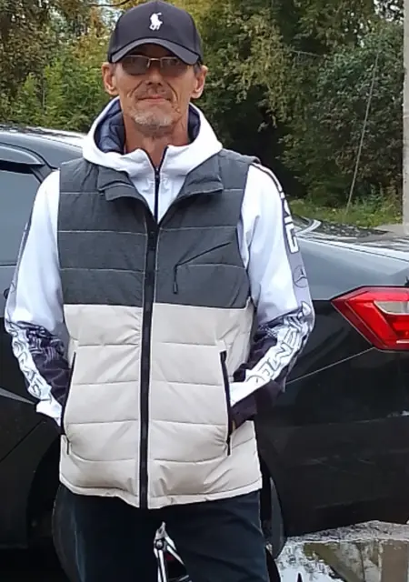 Я Андрей, 55, знакомлюсь на одну ночь в Лысьве